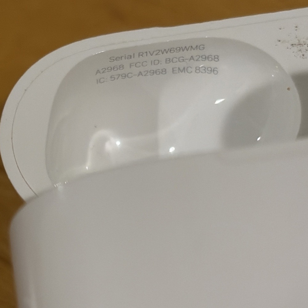 Apple Airpods Pro A2968 USB-C 2nd Gen Charging CASE ONLY - Picture 3 of 5